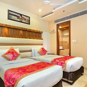Hari Piorko Grand - 2 Min From New Railway Station 4*, Delhi (National Capital Territory of India) India